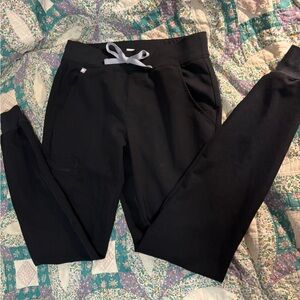 Figs Black Jogger Scrub Bottoms